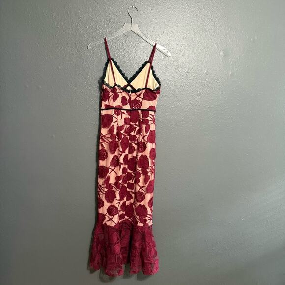 Lulu's Alluring Dream Floral Embroidered Mesh Lace Midi Dress Size S - Picture 4 of 10